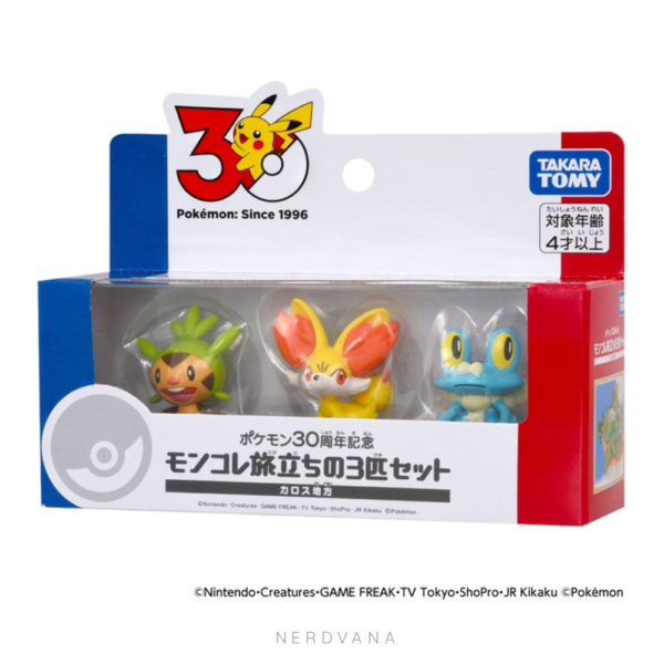 Set de iniciales de Kalos Moncolle 30 aniversario — Chespin, Fennekin y Froakie en caja temática azul y roja
