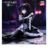 Figura coleccionable ESPRESTO de Marin Kitagawa en versión Kuroe Shizuku de My Dress-Up Darling, pose sentada con vestido gótico lolita negro y blanco, bonete de encaje con rosas rojas y cadena negra en mano